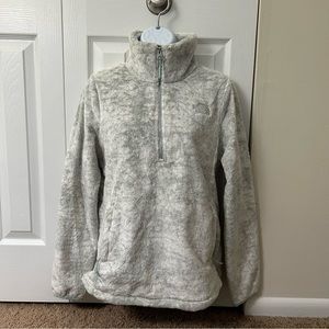 Women’s North Face 1/4 zip